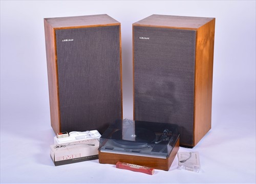 Lot 280 - A Thorens TD 125 MK II turntable with SME...