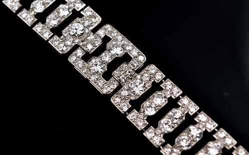Lot 590 - Cartier, London. An Art Deco diamond bracelet...