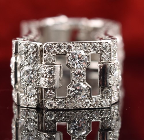 Lot 590 - Cartier, London. An Art Deco diamond bracelet...
