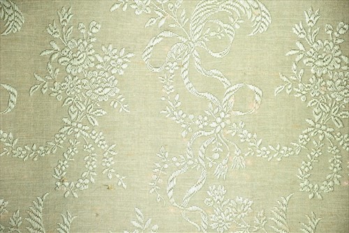 Lot 12 - A large Louis XV style serpentine front...