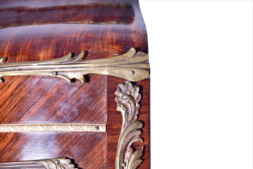 Lot 12 - A large Louis XV style serpentine front...