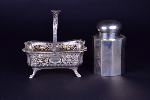 Lot 400 - A late 19th/early 29th century German silver...