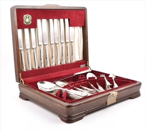 Lot 440 - A collection of cased British silver flatware...