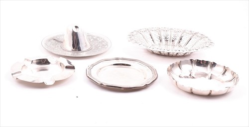 Lot 410 - A group of five small silver items comprising...
