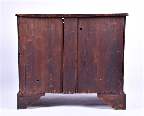 Lot 25 - A George III mahogany bachelorâ€™s chest with...
