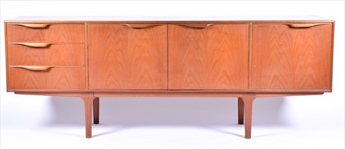 Lot 40 - A 20th century retroÂ MacintoshÂ teak...
