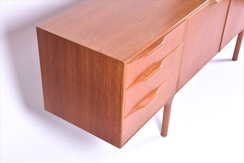 Lot 40 - A 20th century retroÂ MacintoshÂ teak...