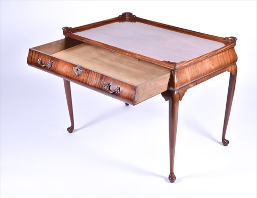 Lot 5 - A Georgian mahogany veneer silver table the...