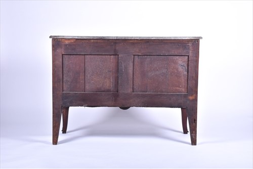 Lot 14 - An 18th century French kingwood and parquetry...