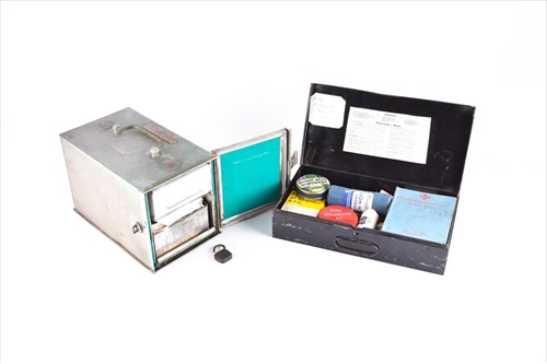 Lot 586 - A mid-20th century French field medical set...