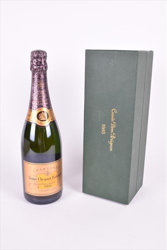 Lot 407 - A bottle of Dom Perignon 1985, in original box...