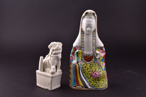 Lot 138 - A Chinese Qianlong period famille rose...