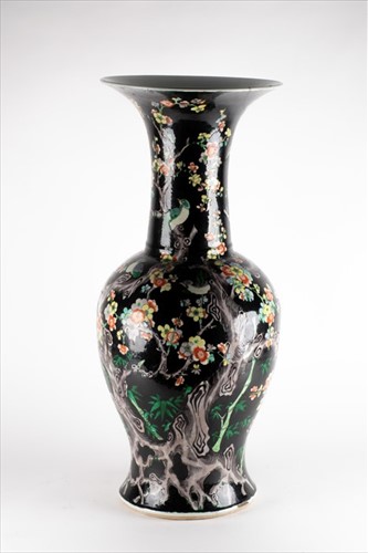 Lot 139 - A very large late Qing dynasty famille noire...