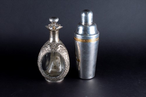 Lot 333 - A Chinese Hong Kong silver mounted dimple...