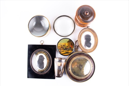 Lot 241 - An interesting group of collectors items...