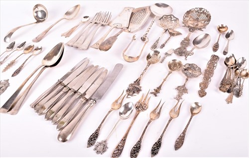 Lot 429 - A quantity of silver, continental silver and...