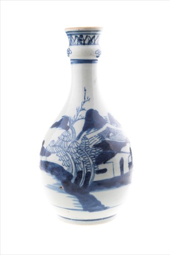 Lot 539 - A Chinese Qing dynasty blue and white...
