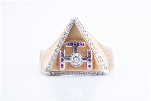 Lot 641 - An unusual 9ct yellow gold Masonic ring in the...