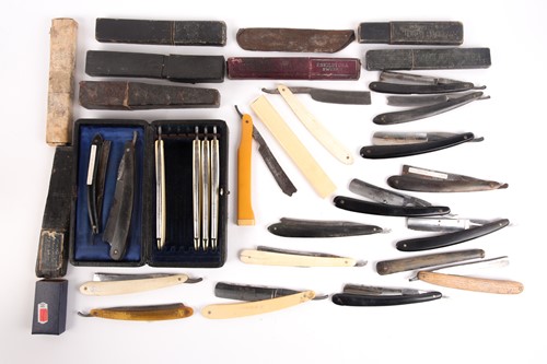 Lot 33 - A collection of 19th and early-20th century...