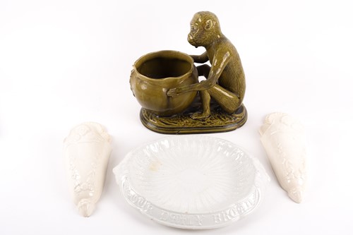 Lot 88 - A 19th-century Burmantofts glazed faience...