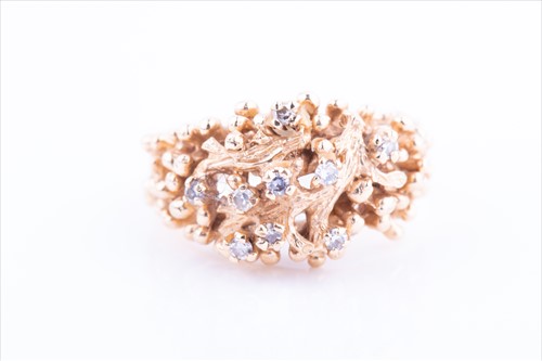 Lot 567 - An unusual naturalistic yellow metal and...