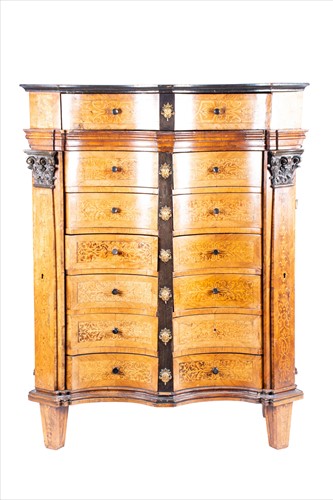 Lot 116 - A 19th century Italian inlaid serpentine...