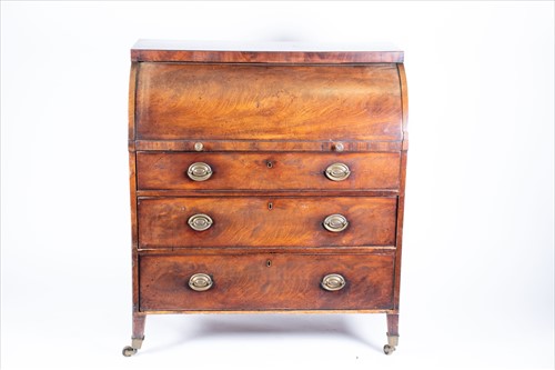 Lot 119 - An early 19th century mahogany cylinder bureau...