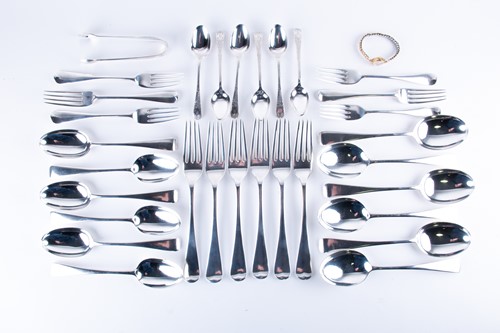 Lot 369 - A part canteen of Old English pattern silver...