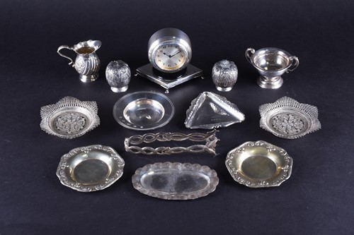 Lot 631 - A small collection of silver, comprising a...