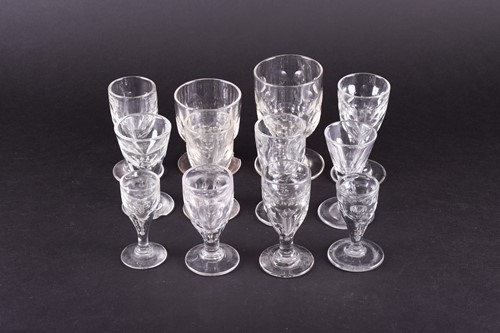Lot 266 - A collection of twelve mixed drinking vessels,...