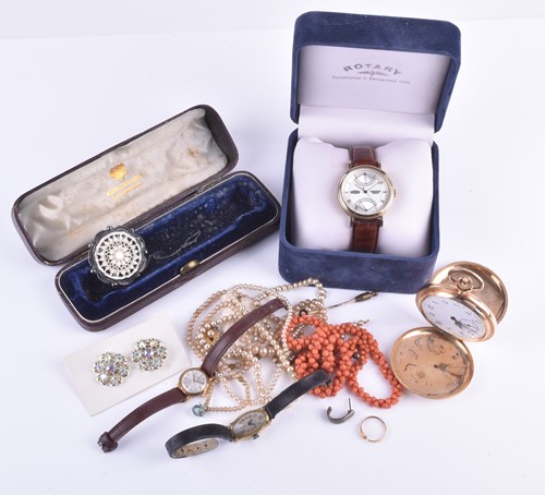 Lot 757 - A 14ct yellow gold cased pocket watch together...