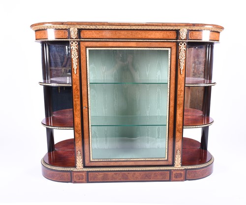 Lot 148 - A fine quality 19th century figured walnut and...