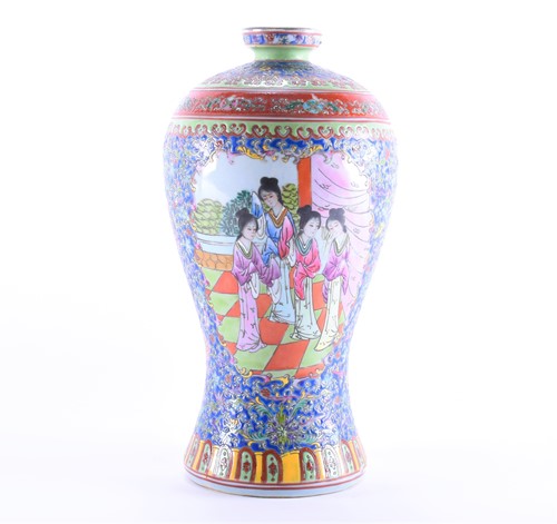 Lot 287 - A Chinese famille rose Meiping vase, late 20th...
