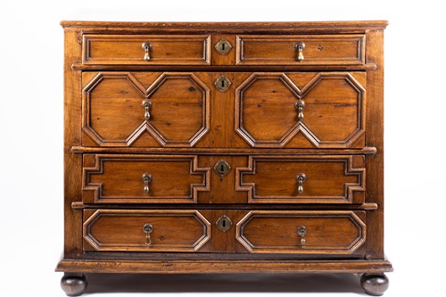 Lot 118 - A William and Mary oak chest of small...