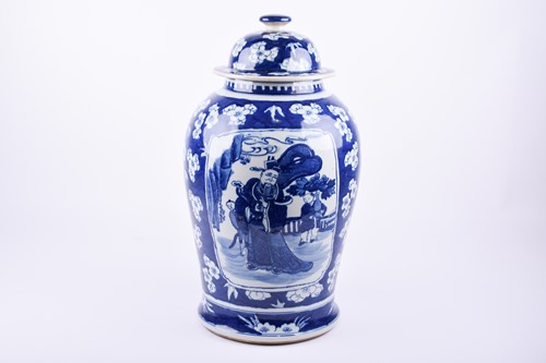Lot 147 - A Chinese blue and white vase and cover, late...