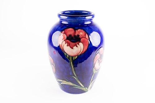 Lot 11 - A large Moorcroft Poppy pattern vase, mid 20th...