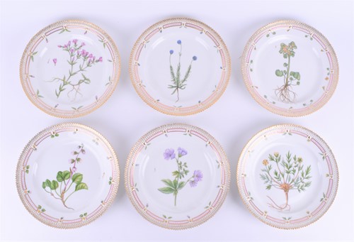Lot 286 - A set of six 1970s Royal Copenhagen Flora...