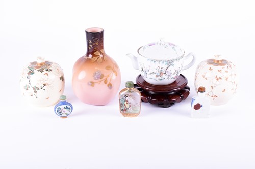Lot 197 - A pair of Japanese Satsuma vases, Taisho...