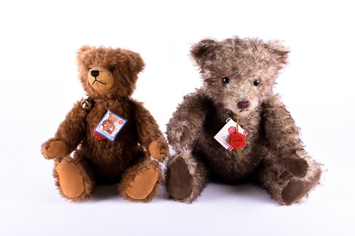 Lot 96 - Two limited edition Hermann Original growling '...