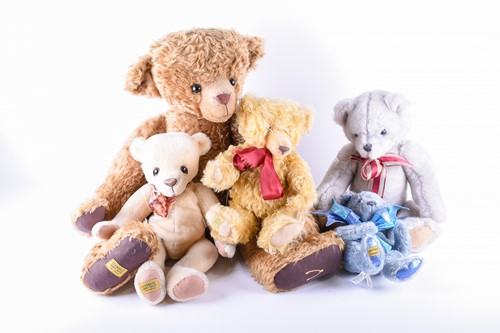 Lot 92 - Five Merrythought bears, comprising three...
