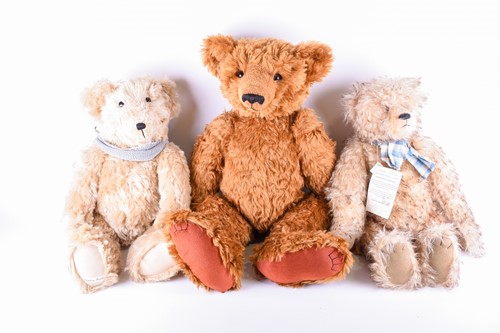 Lot 74 - Three large collectable plush and jointed...