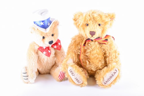 Lot 81 - Two modern Steiff collector's teddys,...