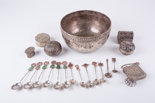 Lot 248 - A small collection of Chinese silver, 19th...