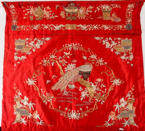 Lot 219 - A Chinese gold thread and silk embroidered...