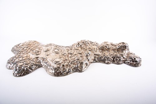 Lot 525 - An unusual and very large Edwardian silver...