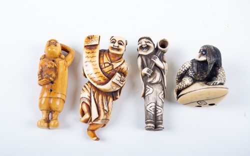 Lot 126 - Four Japanese ivory netsuke, Meiji/Taisho,...