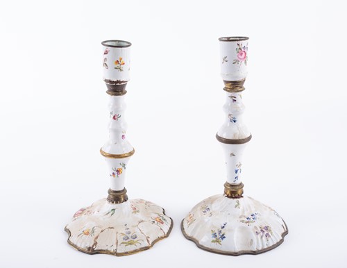 Lot 220 - A pair of 18th century Bilston enamel...