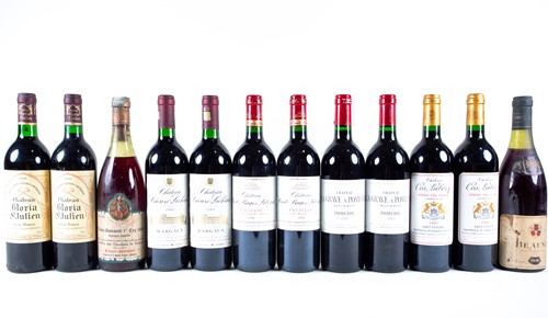 Lot 300 - Twelve bottles of assorred red wine,...