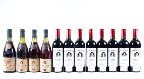 Lot 299 - Twelve bottles of assorted red wine,...