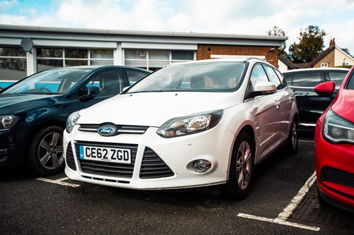 Lot 118 - Ford Focus Estate, 1.6 diesel Zetec TDCI 5...